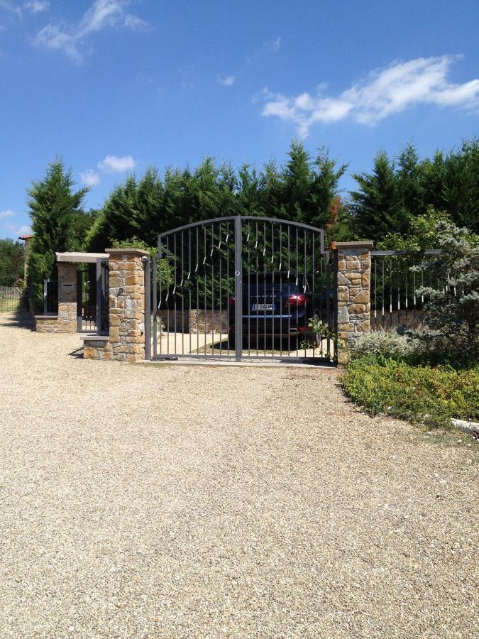 Appartamento In Villa Con Piscina - Mhateria Relais Rignano Sull Arno Luaran gambar