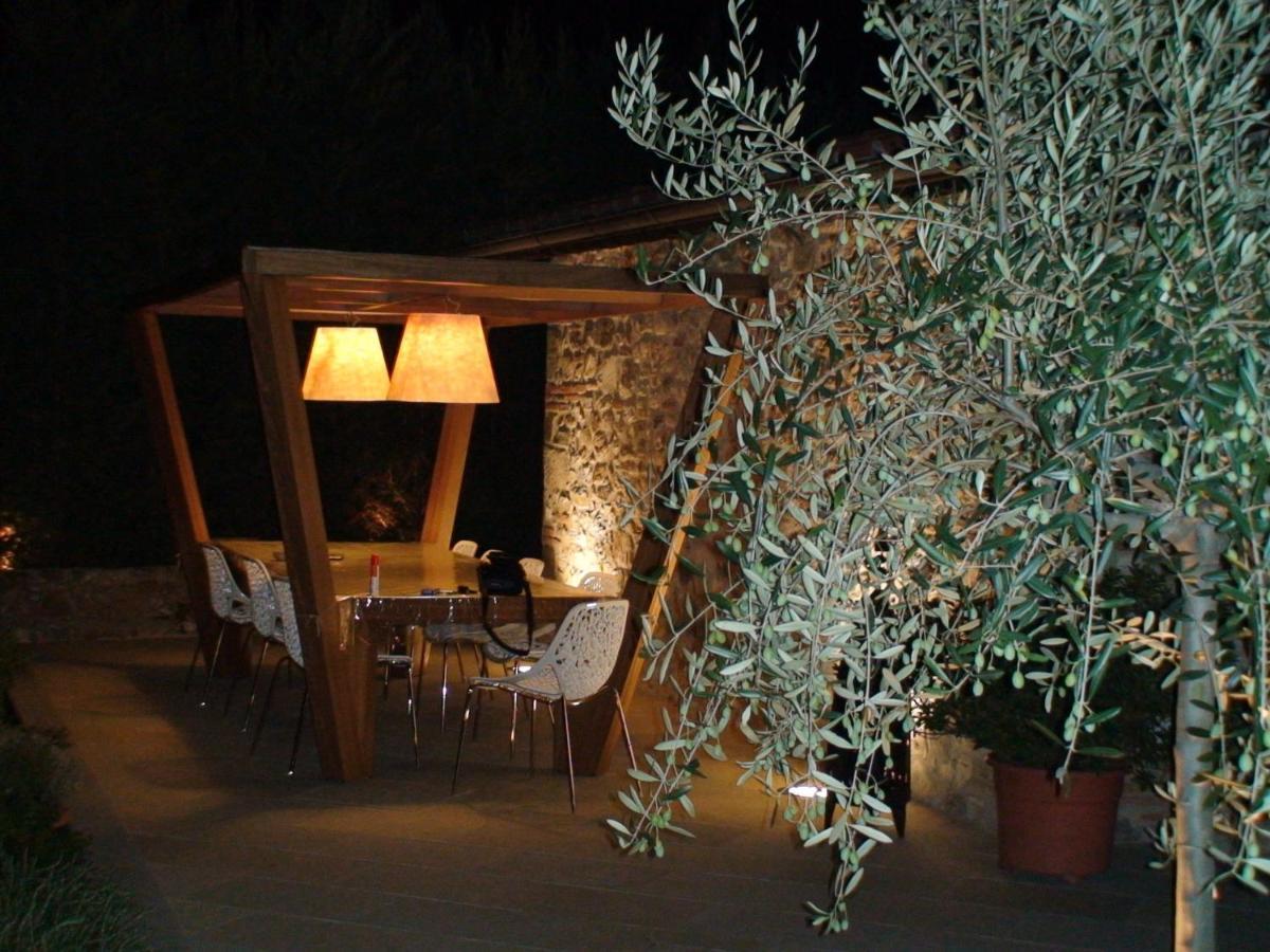 Appartamento In Villa Con Piscina - Mhateria Relais Rignano Sull Arno Luaran gambar