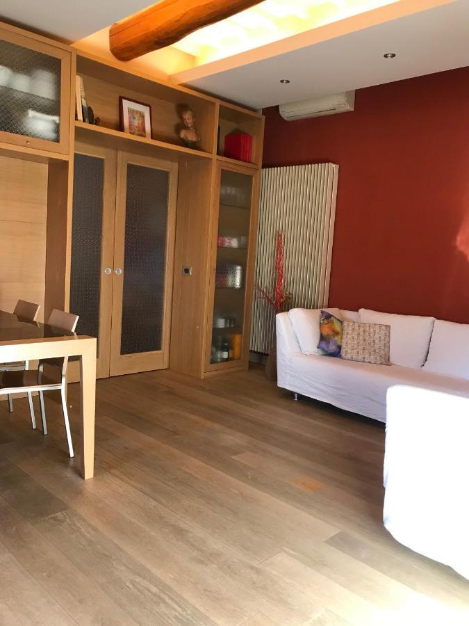 Appartamento In Villa Con Piscina - Mhateria Relais Rignano Sull Arno Luaran gambar