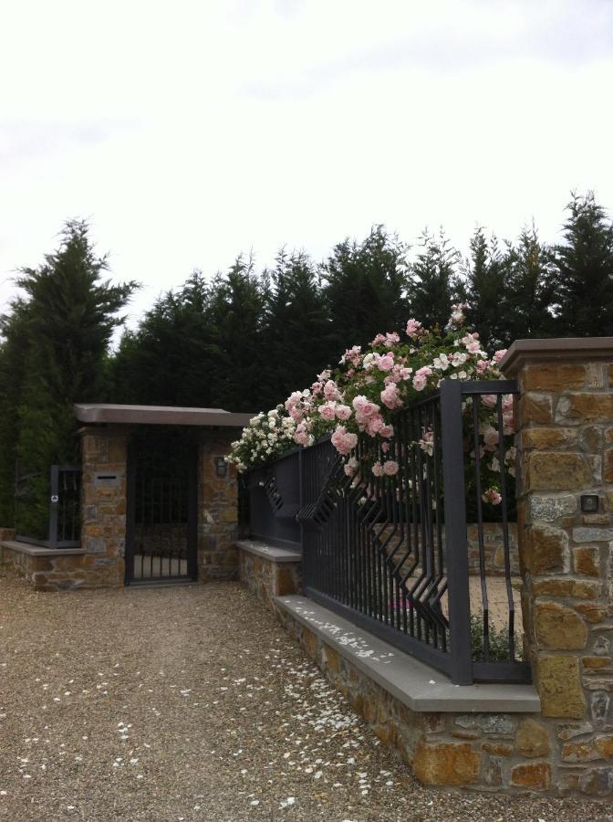 Appartamento In Villa Con Piscina - Mhateria Relais Rignano Sull Arno Luaran gambar